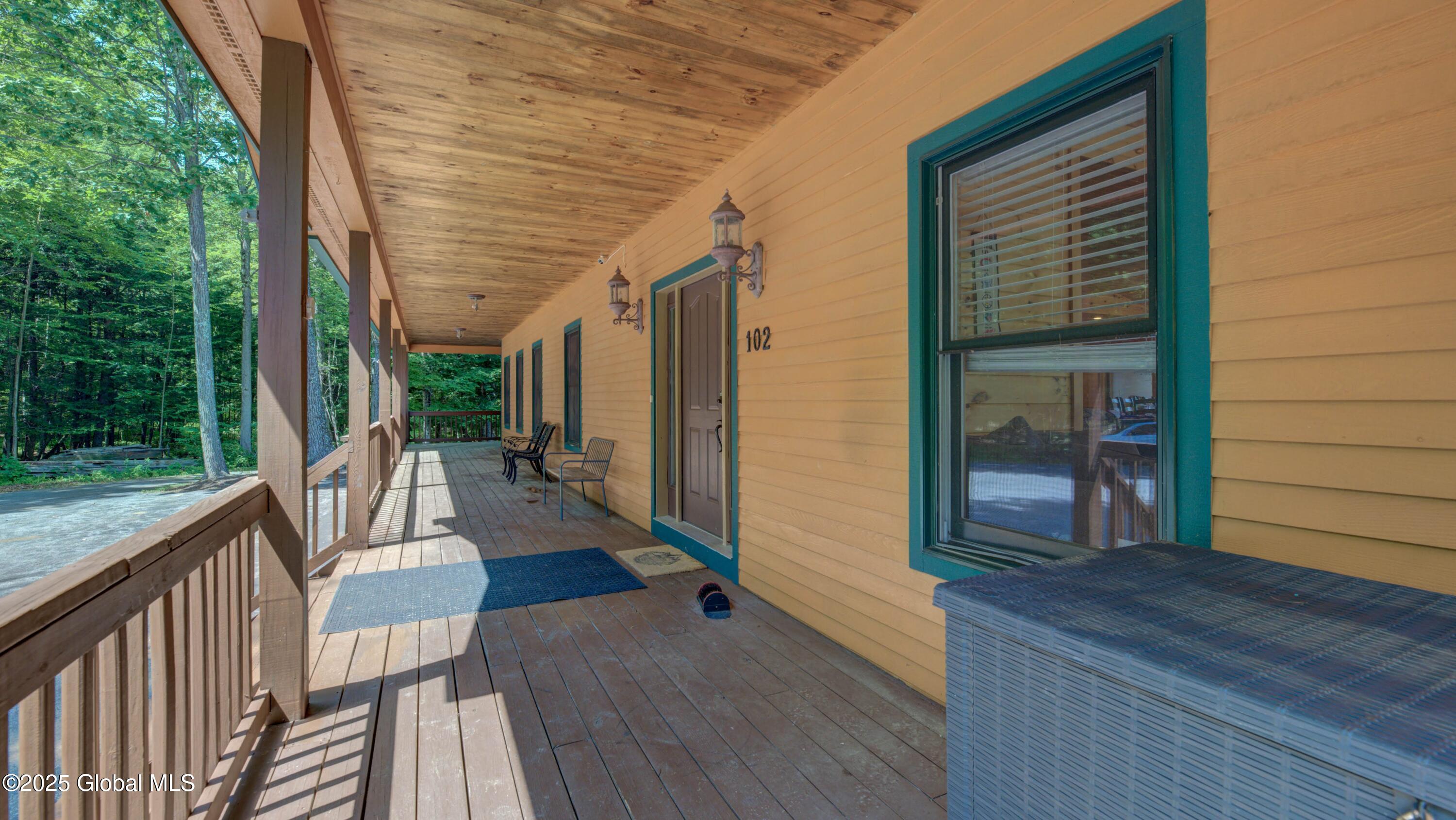 102 Taylor Court Mayfield NY 12117