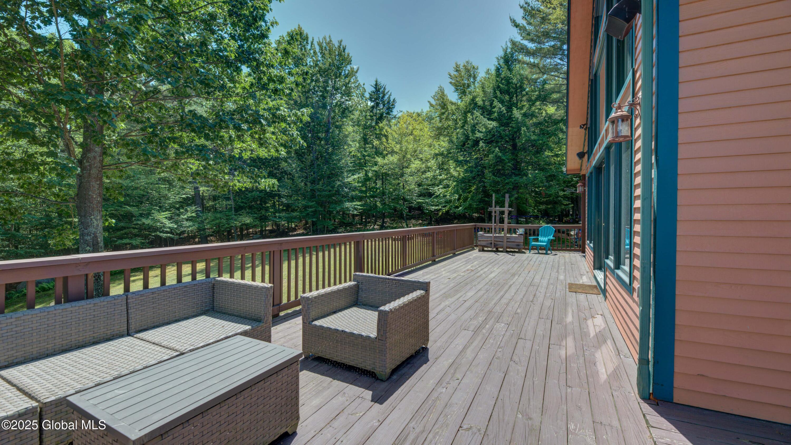 102 Taylor Court Mayfield NY 12117