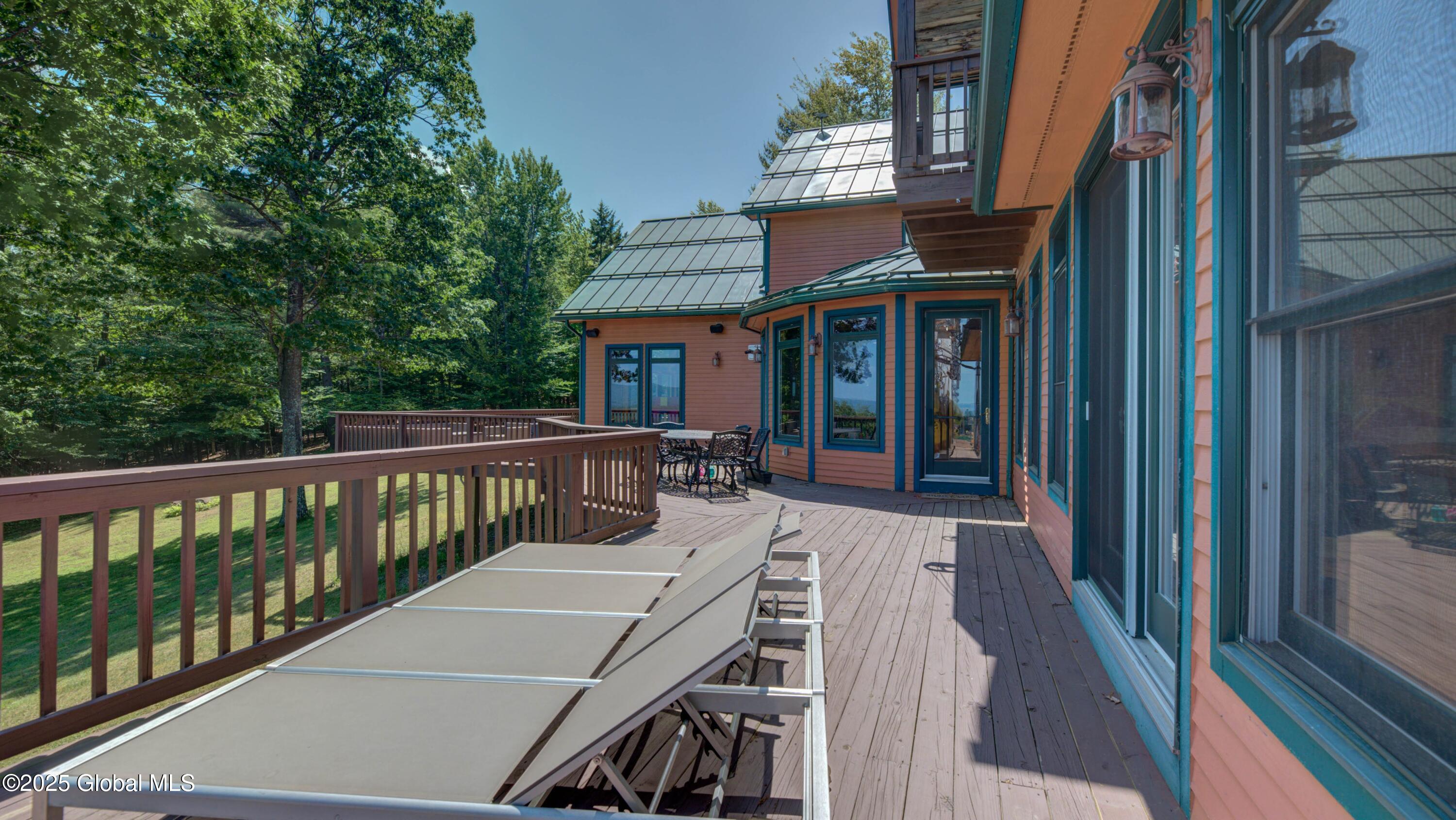 102 Taylor Court Mayfield NY 12117
