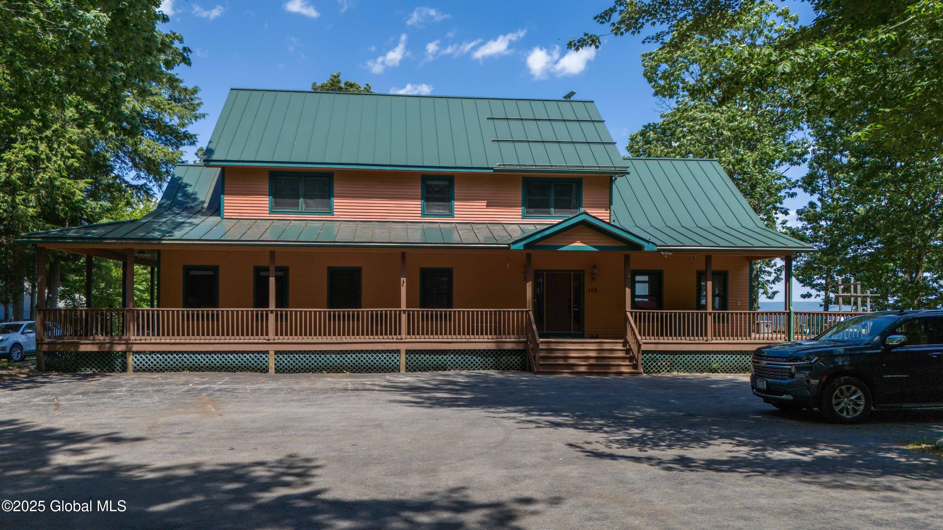 102 Taylor Court Mayfield NY 12117