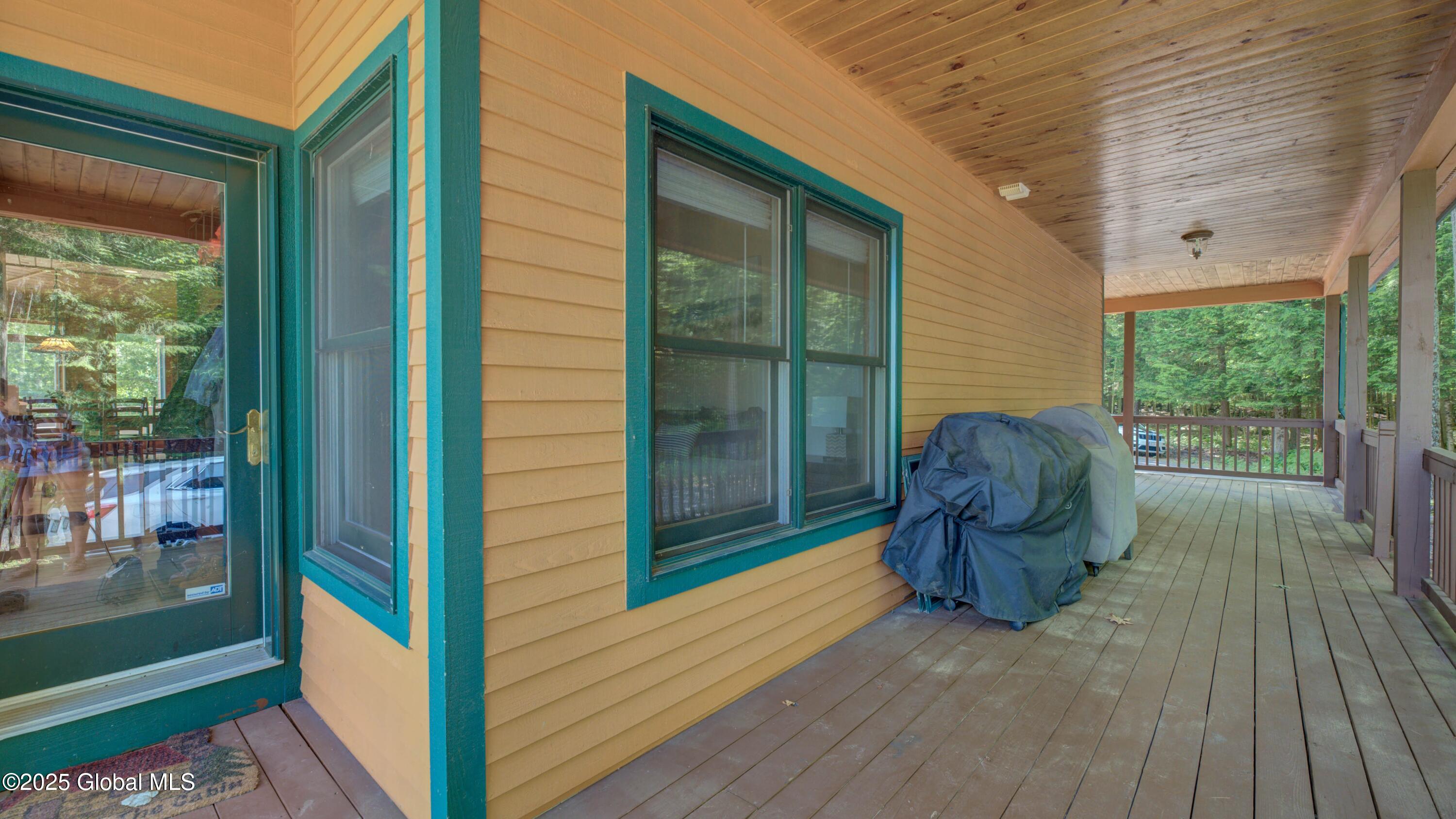 102 Taylor Court Mayfield NY 12117