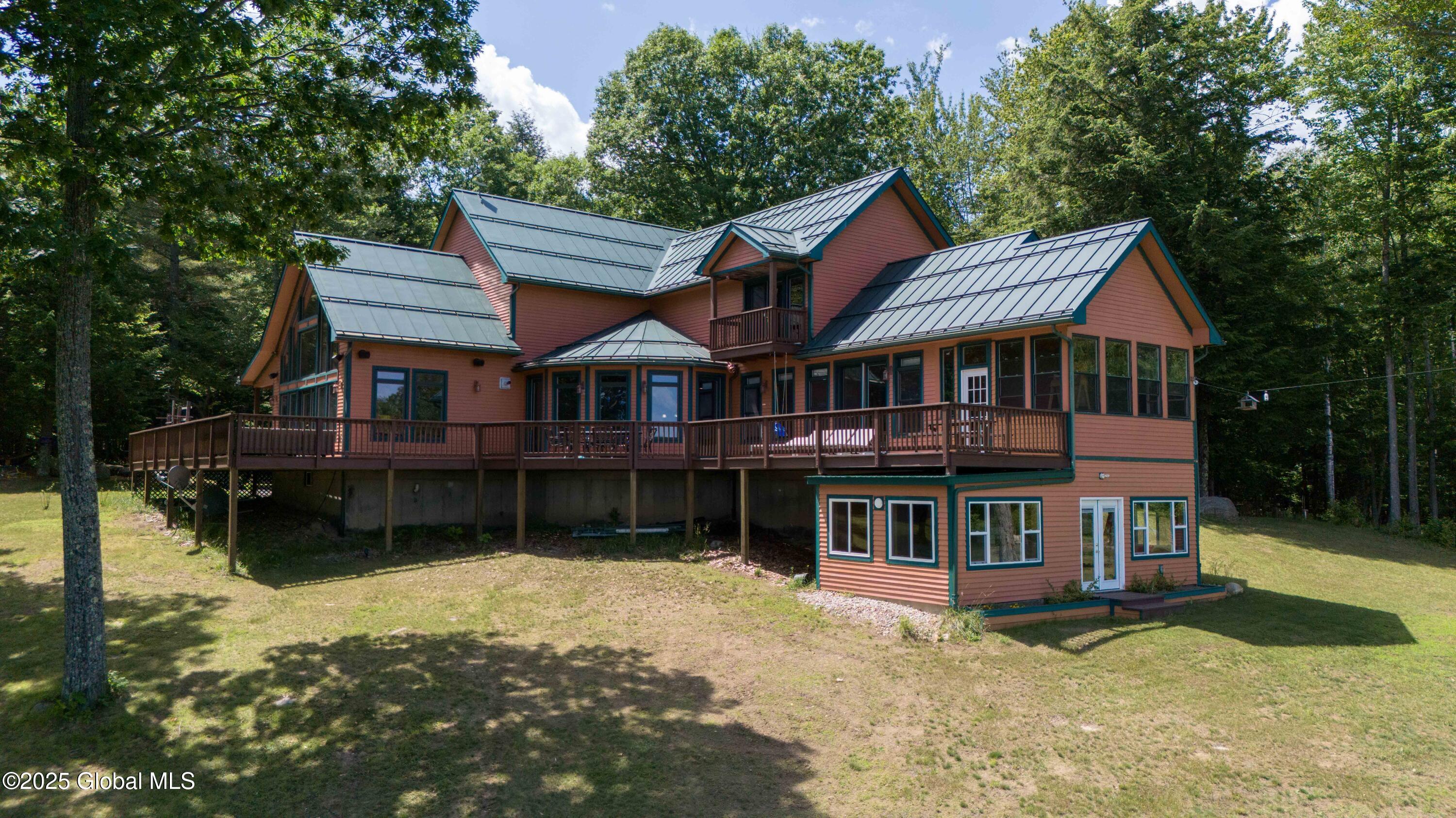 102 Taylor Court Mayfield NY 12117
