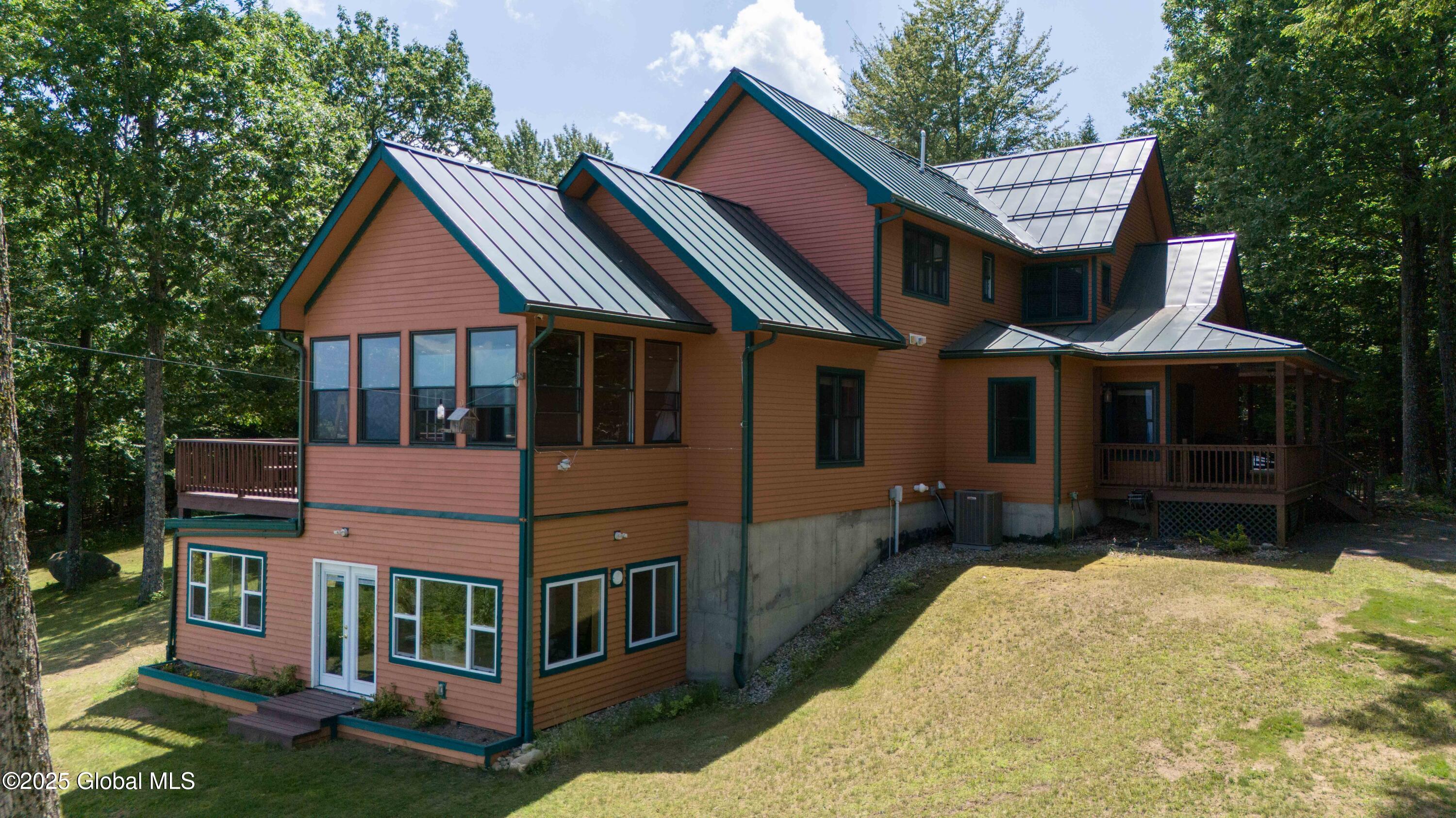 102 Taylor Court Mayfield NY 12117