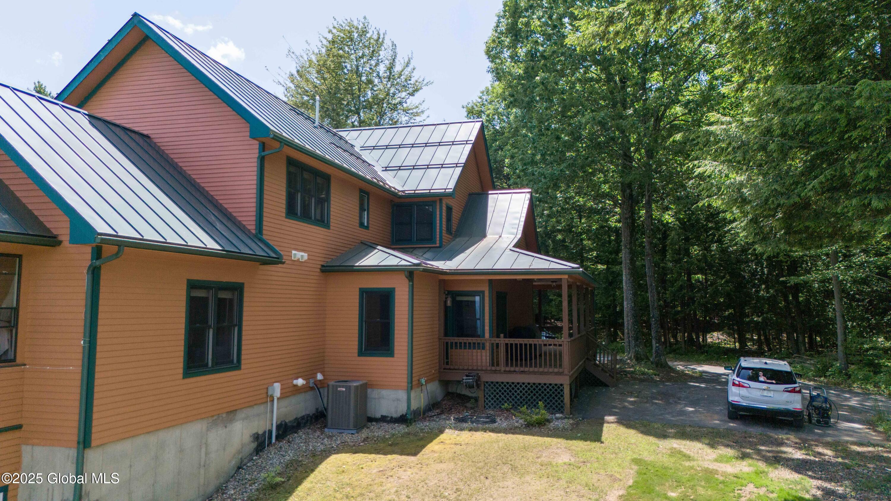102 Taylor Court Mayfield NY 12117