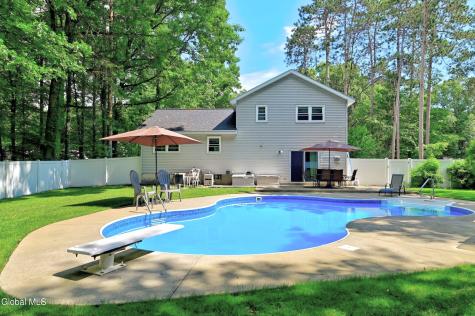 33 Wineberry Lane Ballston Spa NY 12020