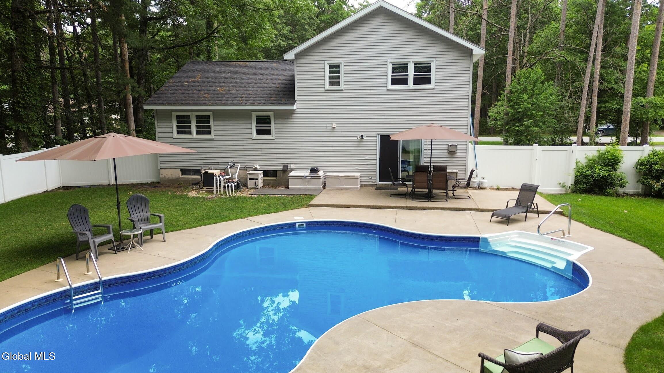 33 Wineberry Lane Ballston Spa NY 12020