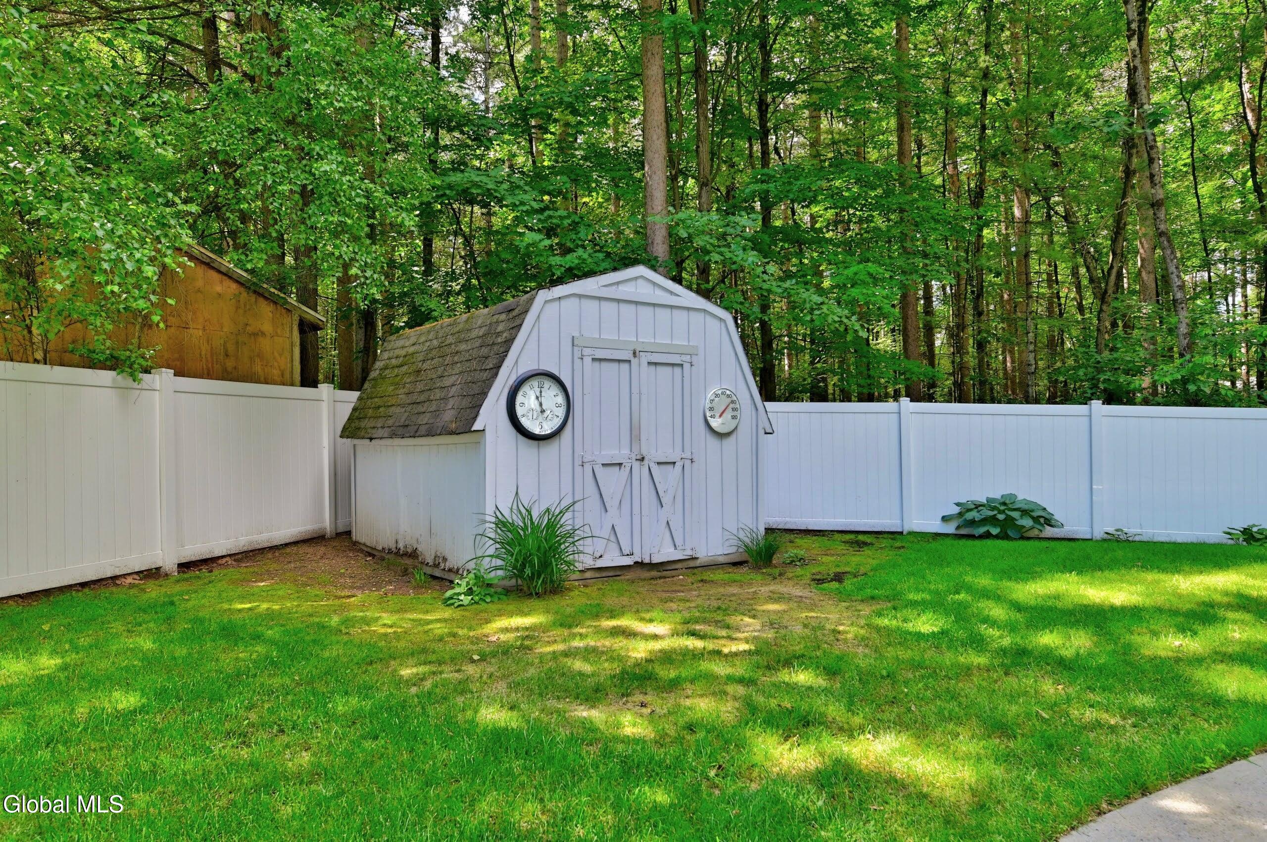 33 Wineberry Lane Ballston Spa NY 12020