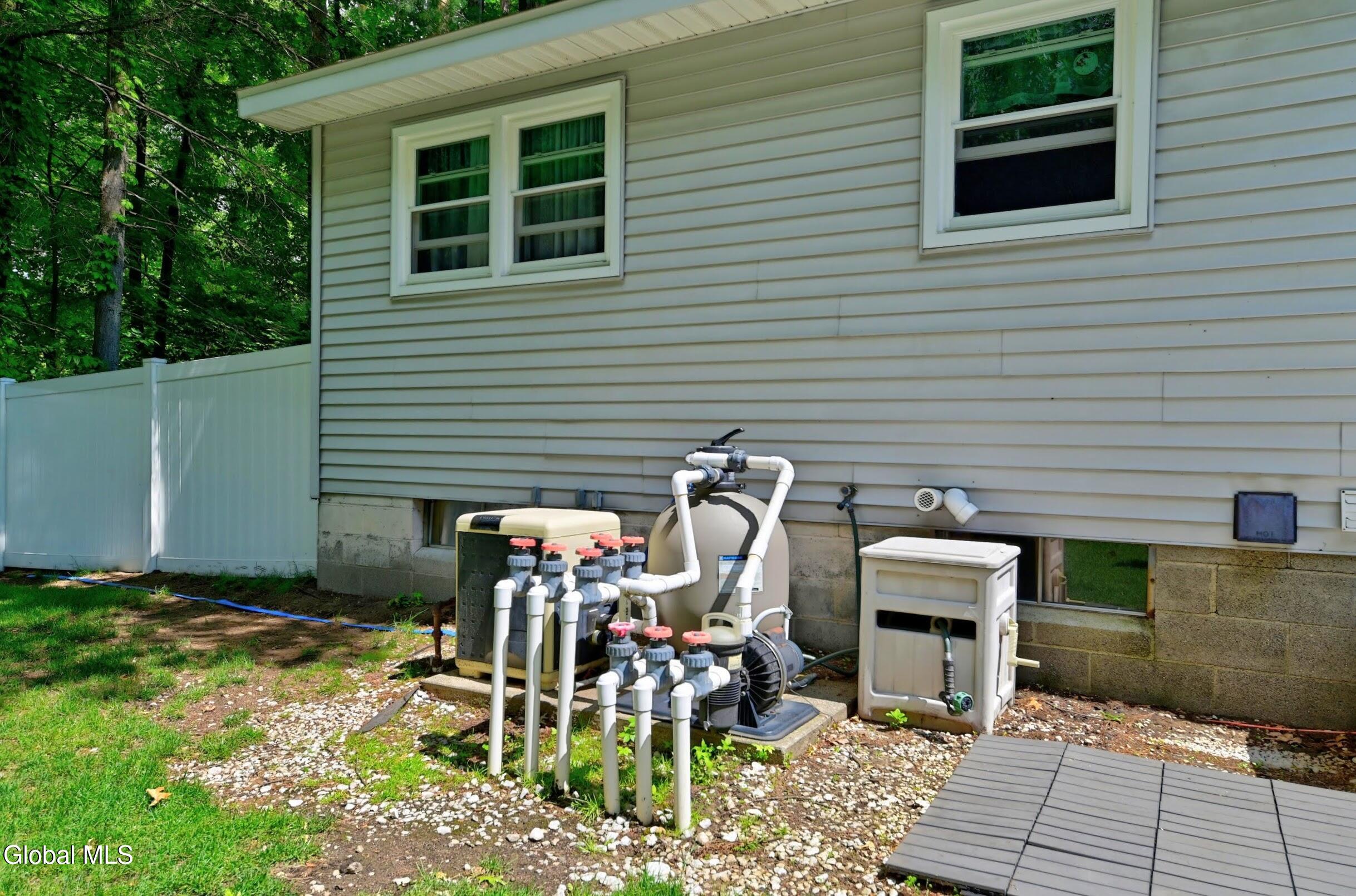 33 Wineberry Lane Ballston Spa NY 12020