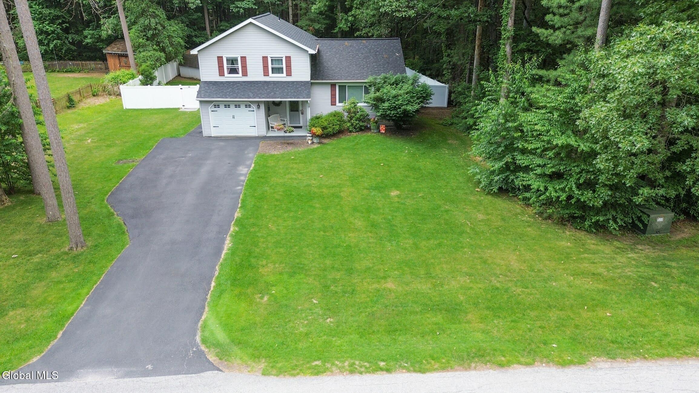 33 Wineberry Lane Ballston Spa NY 12020