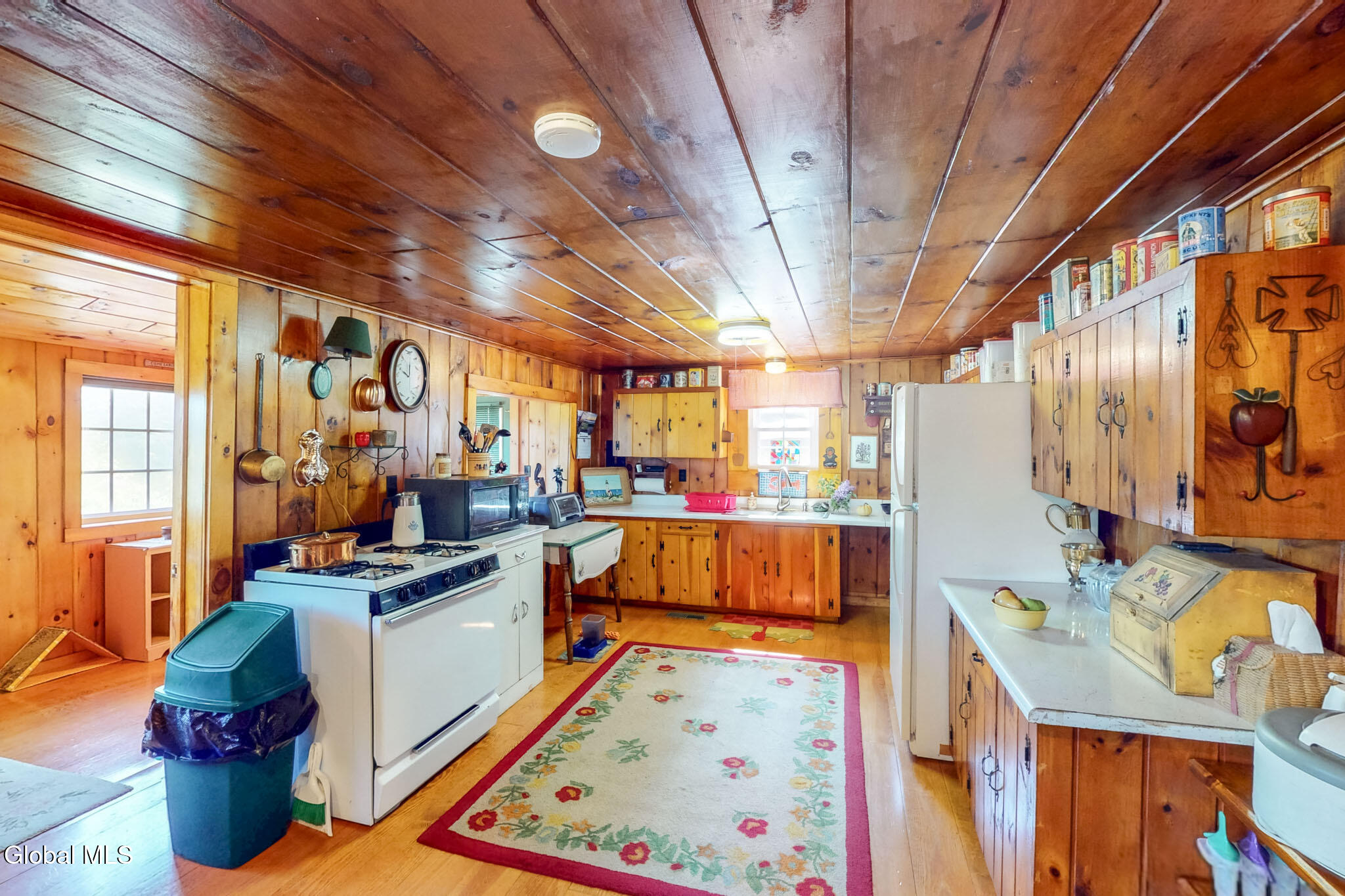 204 Mountain Lake South Shore Road Gloversville NY 12078