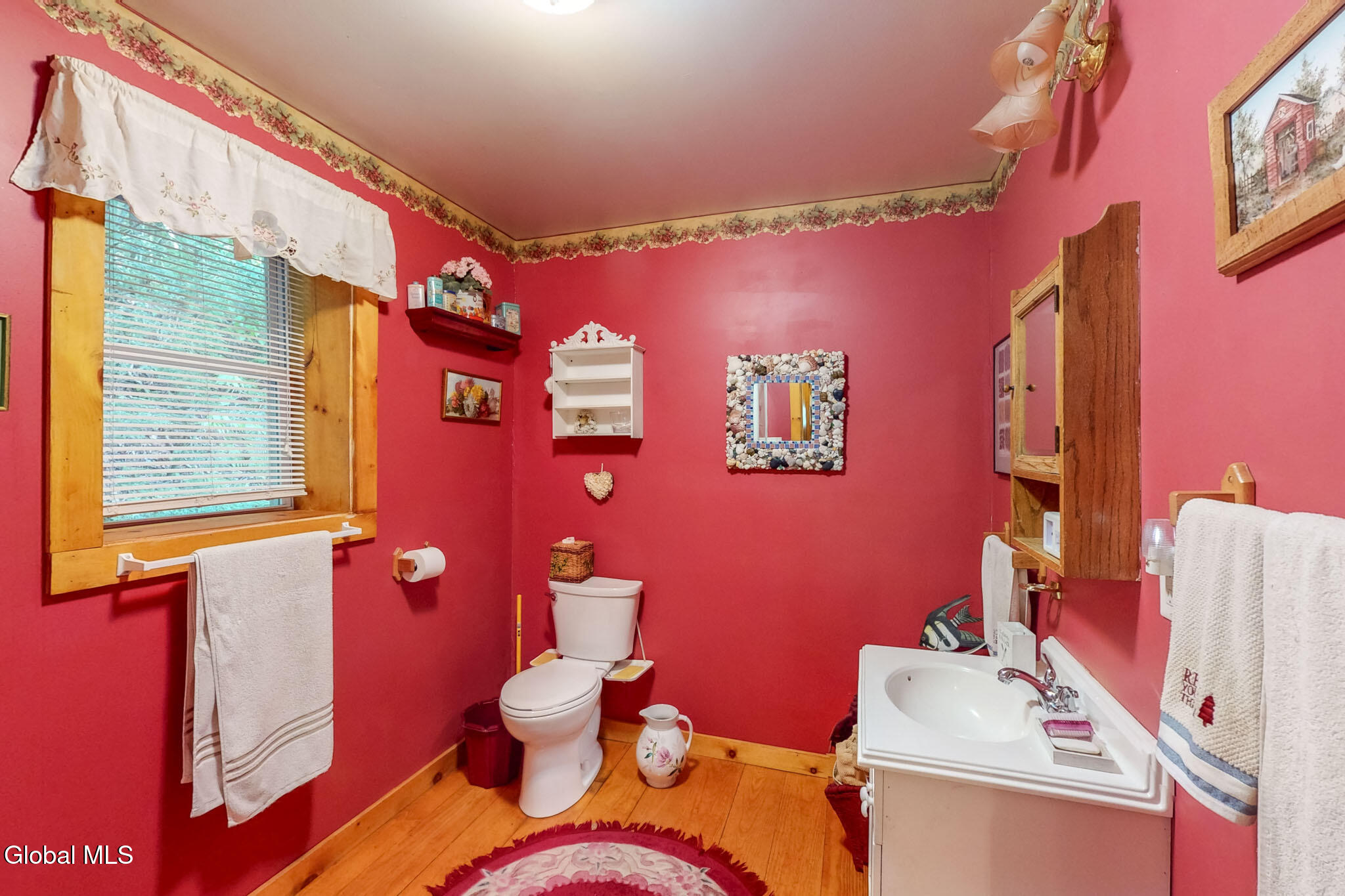 204 Mountain Lake South Shore Road Gloversville NY 12078