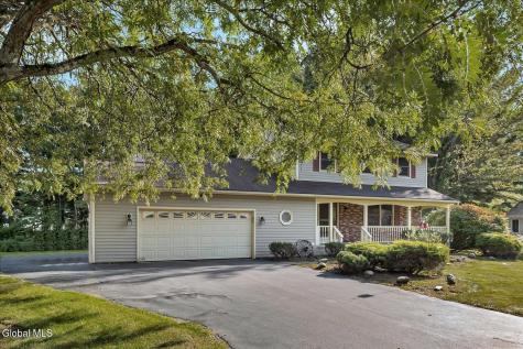 261 Autumn Run Schenectady NY 12306