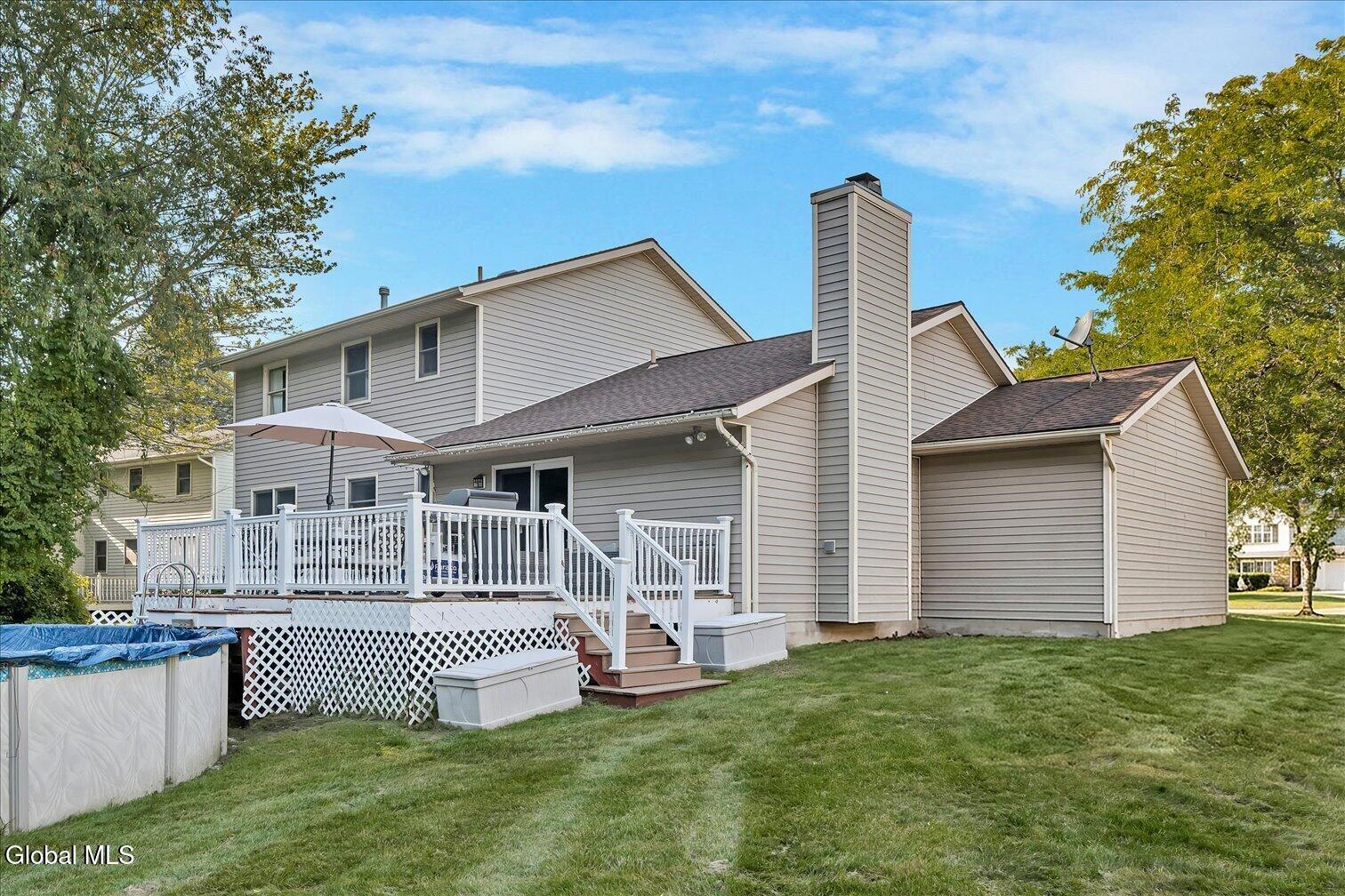 261 Autumn Run Schenectady NY 12306