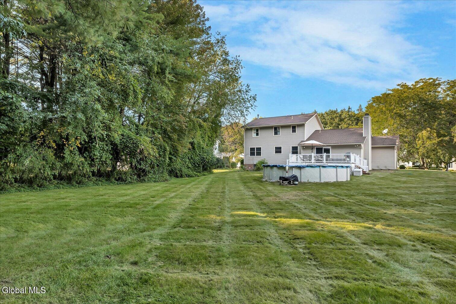 261 Autumn Run Schenectady NY 12306