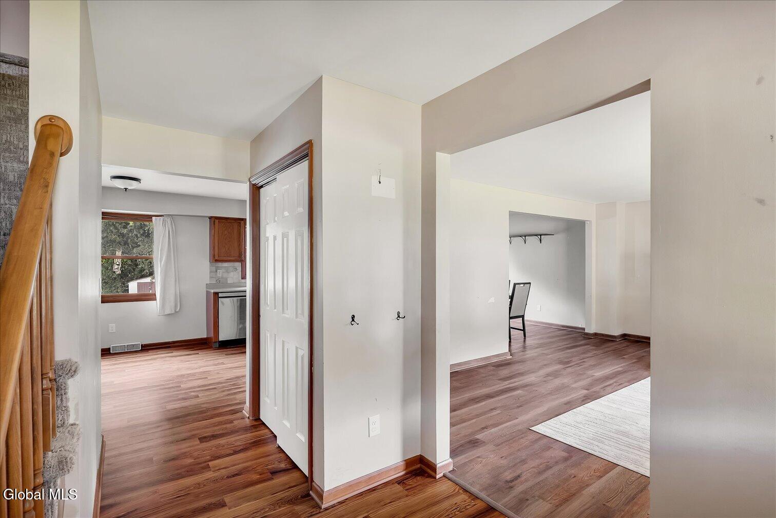 261 Autumn Run Schenectady NY 12306