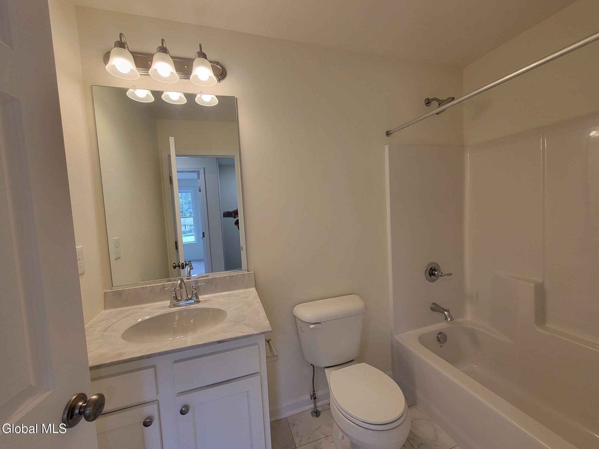 568 Nys 355 Cooper Hill Road Wynantskill NY 12198