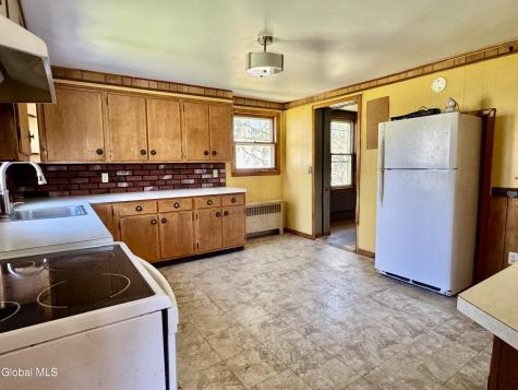 15 Adams Street Whitehall NY 12887