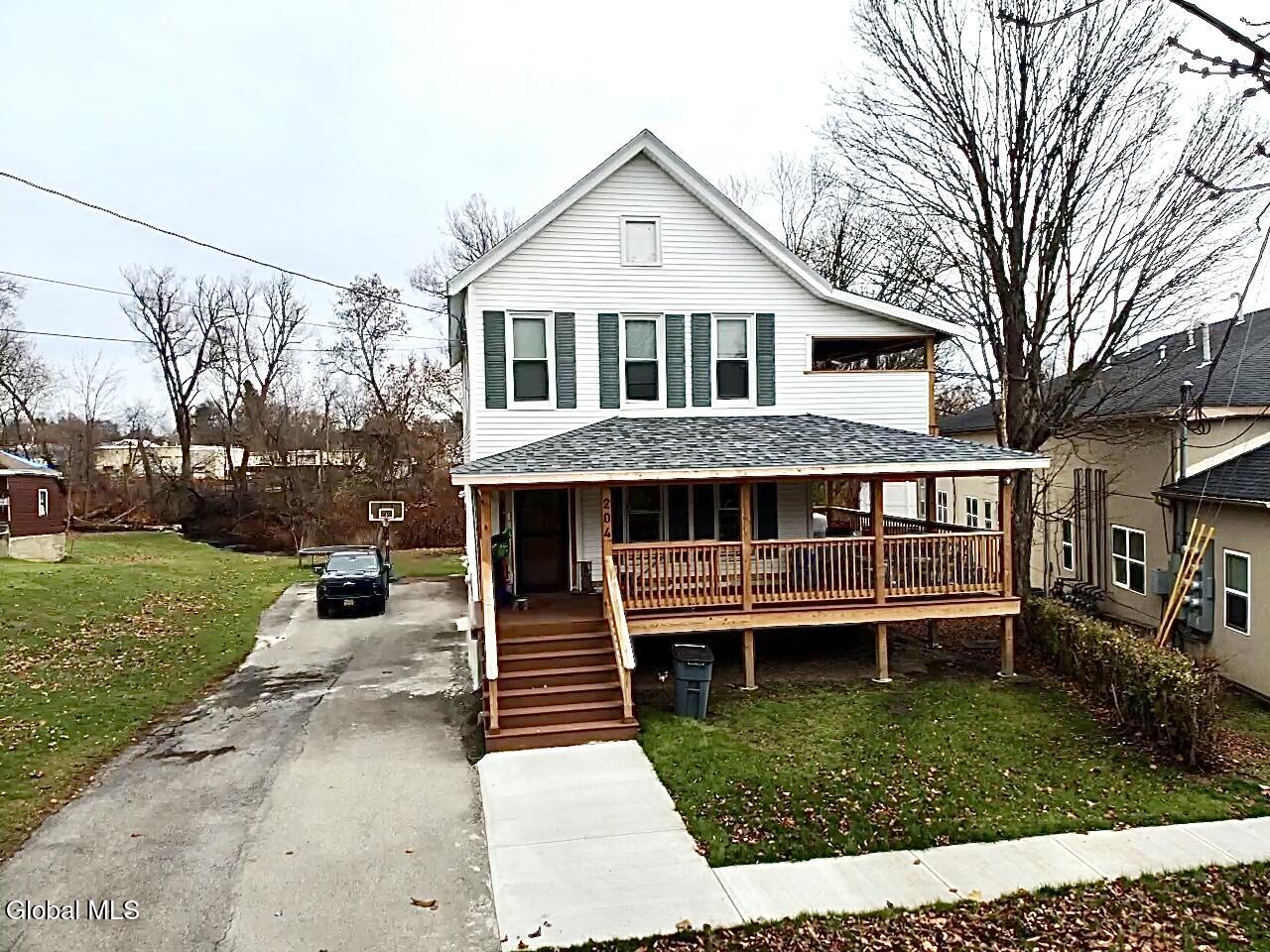 204-206 Wells Street Johnstown NY 12095