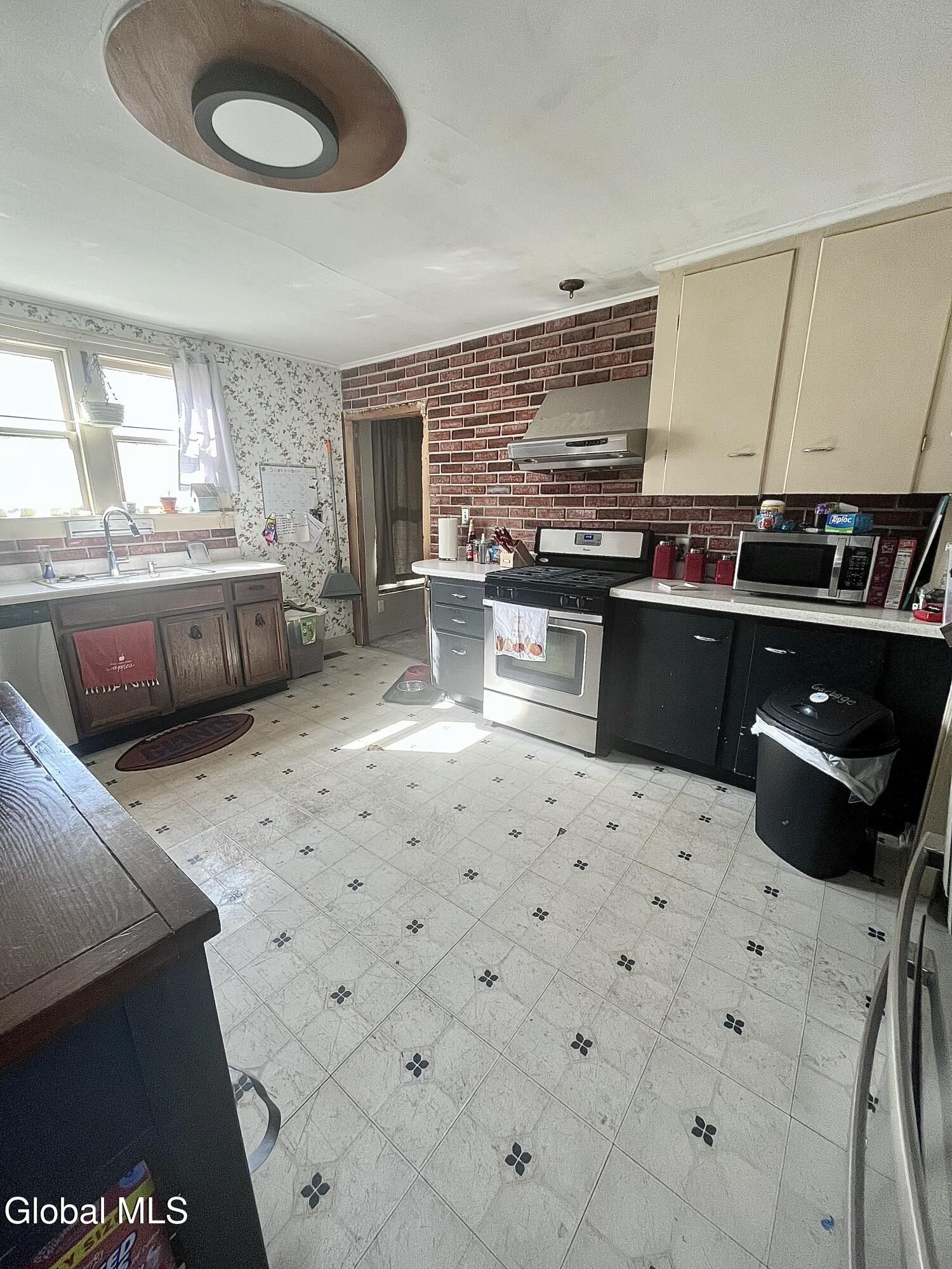 204-206 Wells Street Johnstown NY 12095