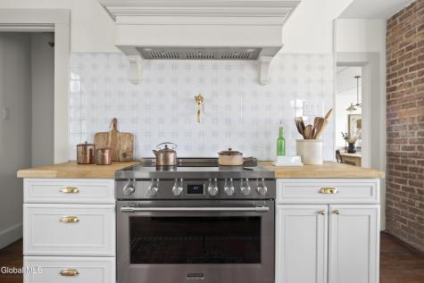 379 County Route 28b Kinderhook NY 12184