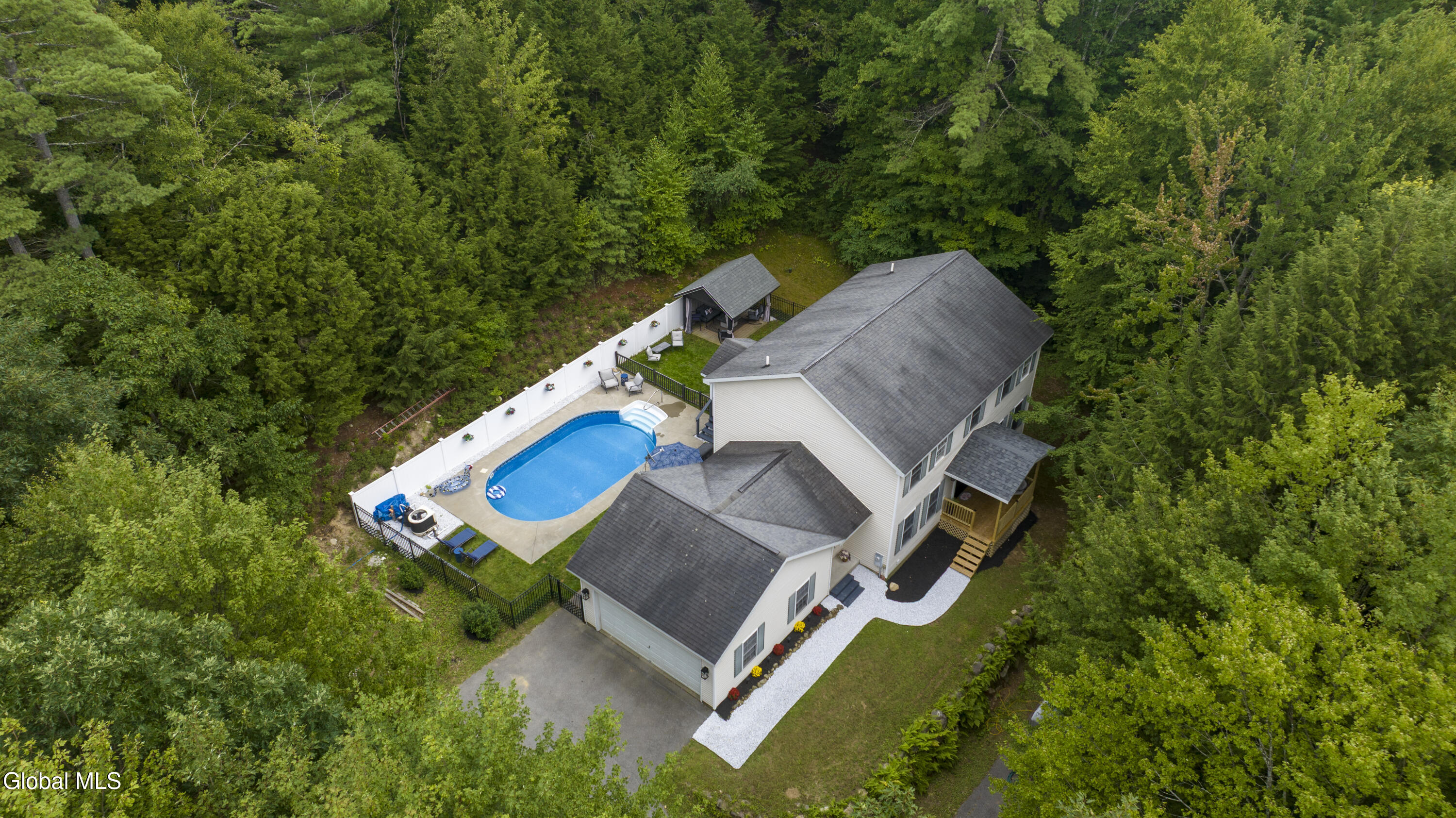 43 Kings Road Corinth NY 12822