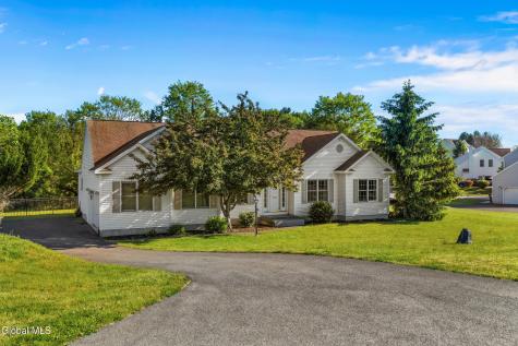 109 Abbey Road Poestenkill NY 12140