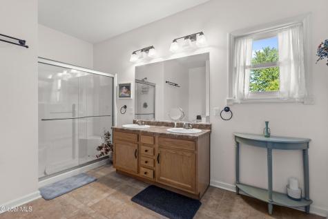 109 Abbey Road Poestenkill NY 12140