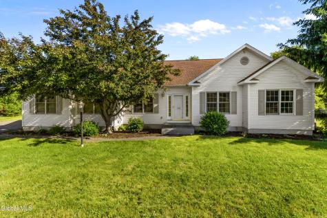 109 Abbey Road Poestenkill NY 12140