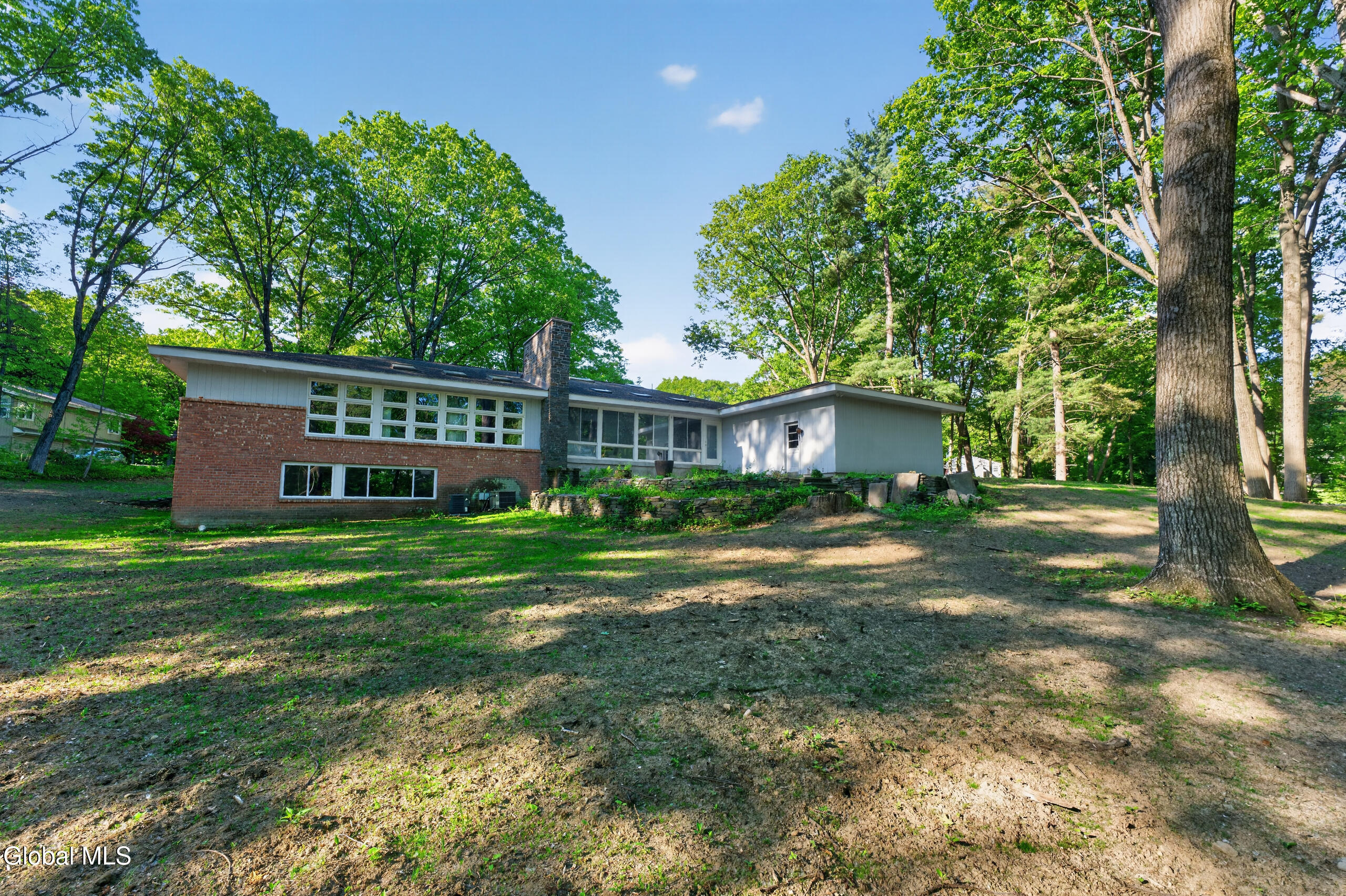 15 N Sage Hill Lane Menands NY 12204