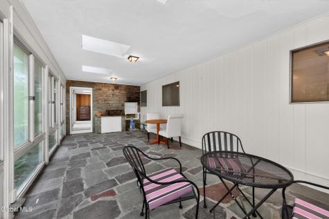 15 N Sage Hill Lane Menands NY 12204