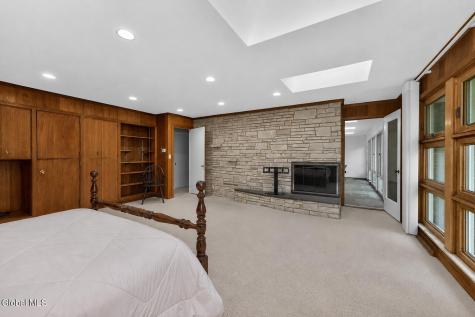 15 N Sage Hill Lane Menands NY 12204