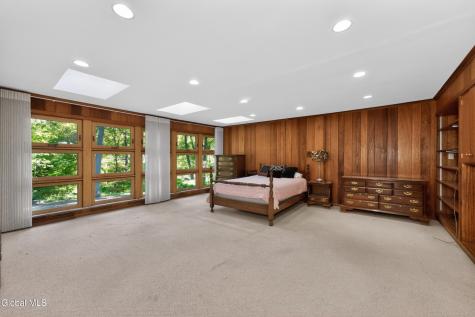 15 N Sage Hill Lane Menands NY 12204