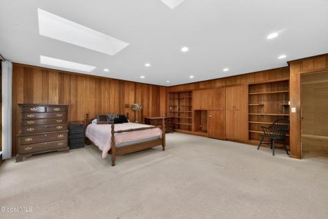 15 N Sage Hill Lane Menands NY 12204