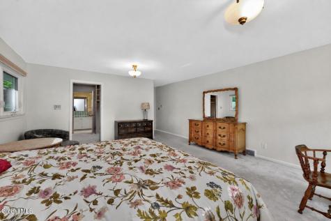 15 N Sage Hill Lane Menands NY 12204