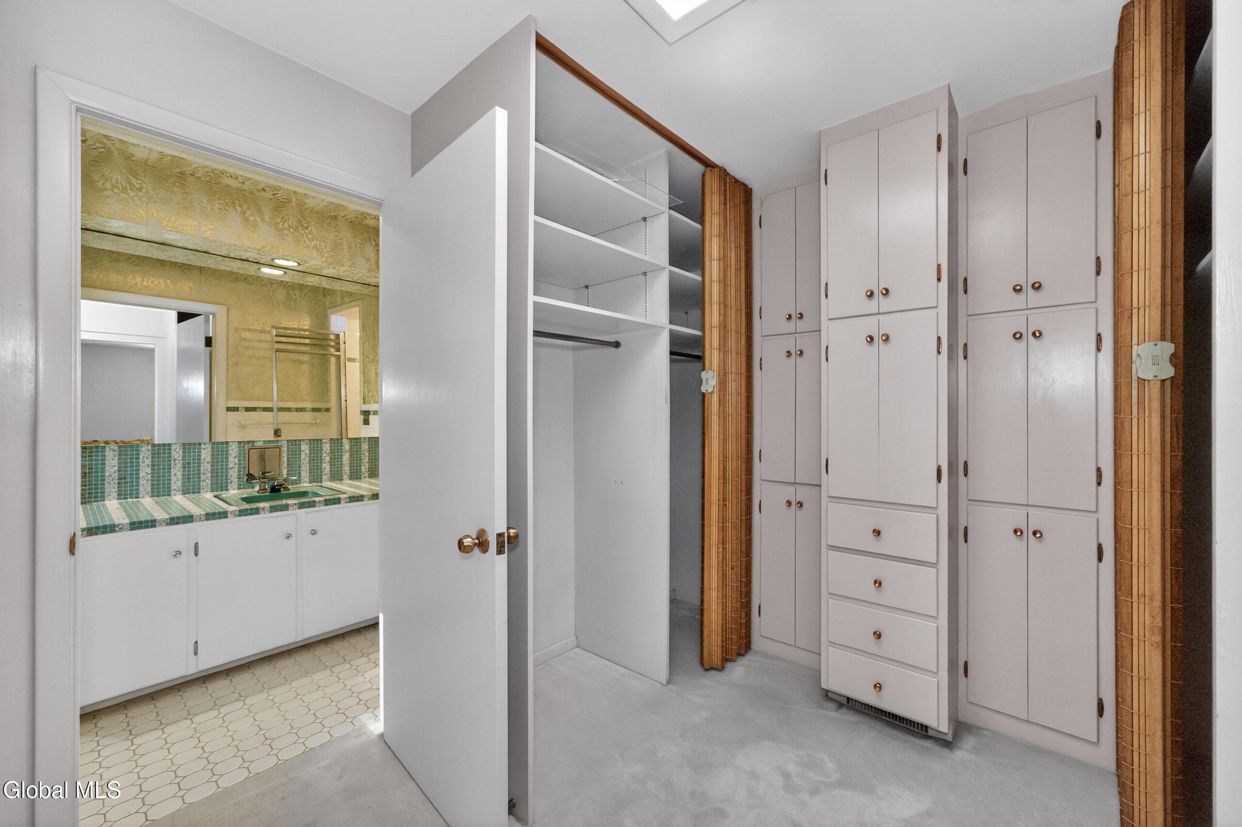 15 N Sage Hill Lane Menands NY 12204