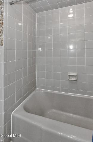15 N Sage Hill Lane Menands NY 12204
