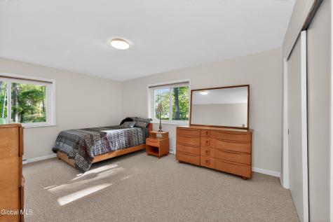 15 N Sage Hill Lane Menands NY 12204