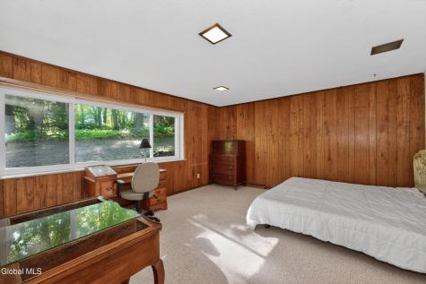 15 N Sage Hill Lane Menands NY 12204