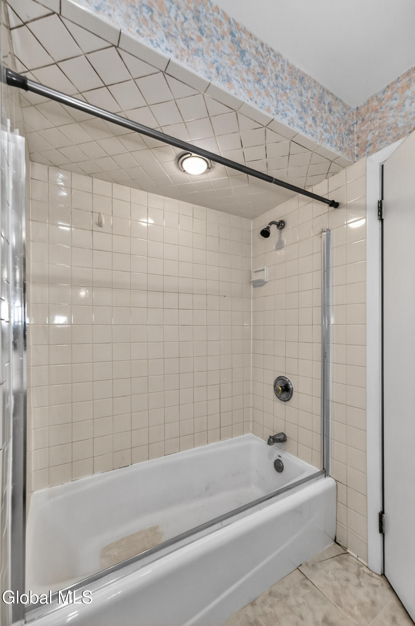 15 N Sage Hill Lane Menands NY 12204