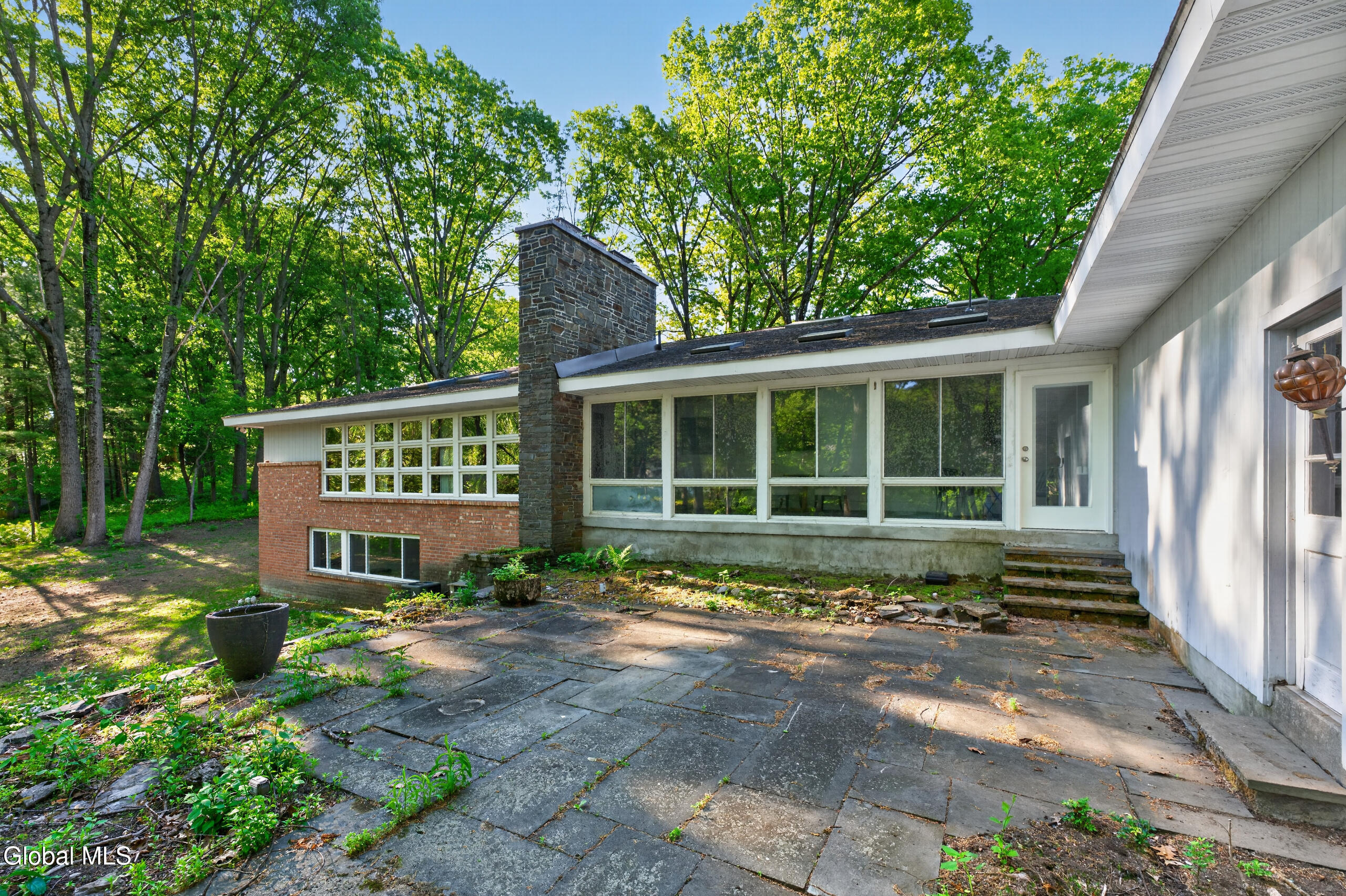 15 N Sage Hill Lane Menands NY 12204