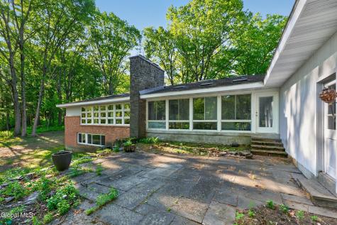 15 N Sage Hill Lane Menands NY 12204