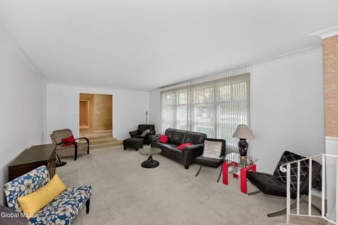 15 N Sage Hill Lane Menands NY 12204