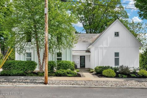 18 Granite Street Saratoga Springs NY 12866