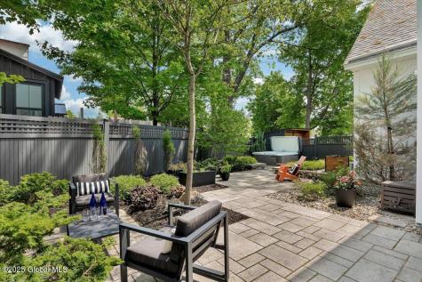 18 Granite Street Saratoga Springs NY 12866
