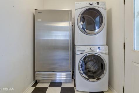 220 5th Avenue Troy NY 12180
