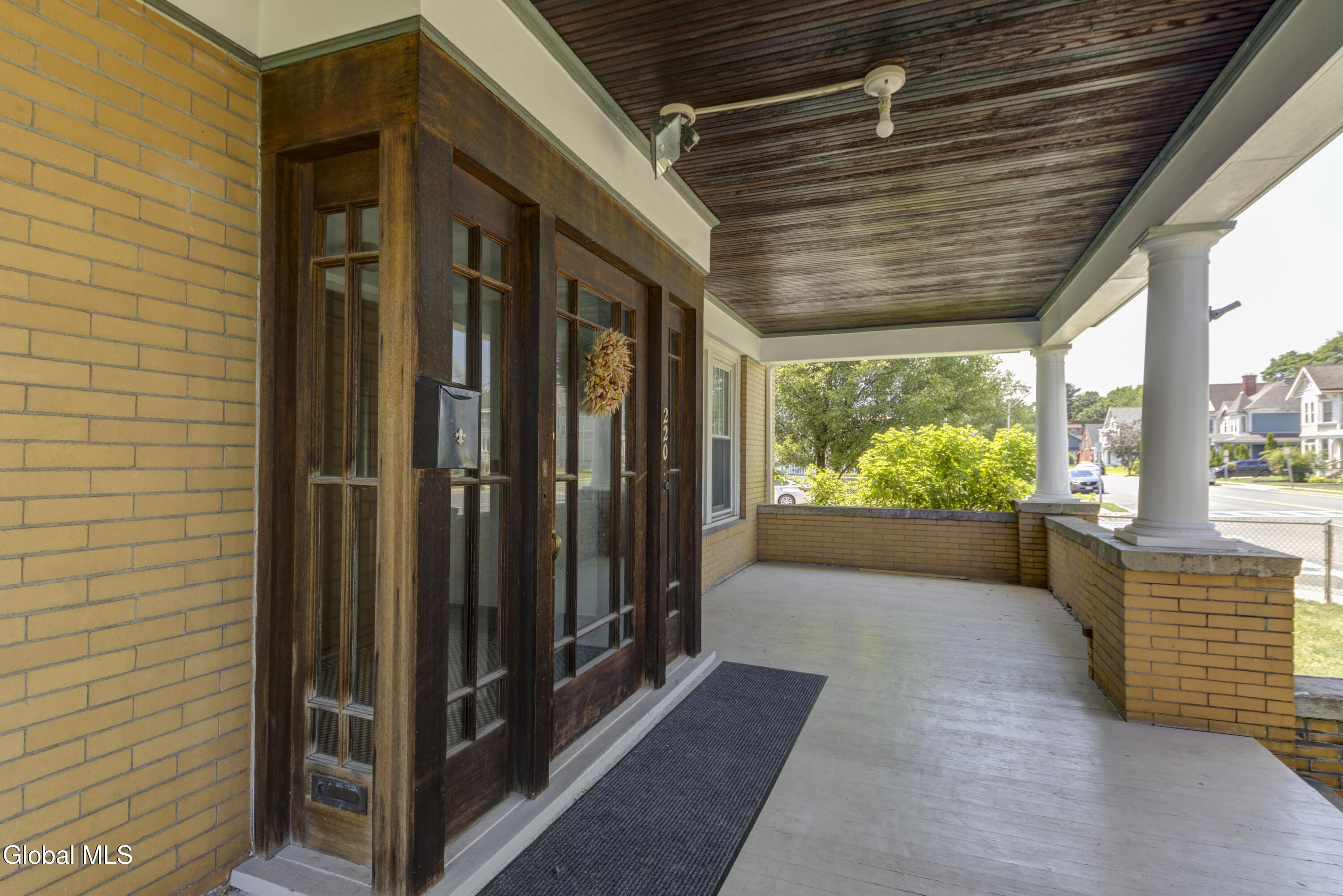 220 5th Avenue Troy NY 12180