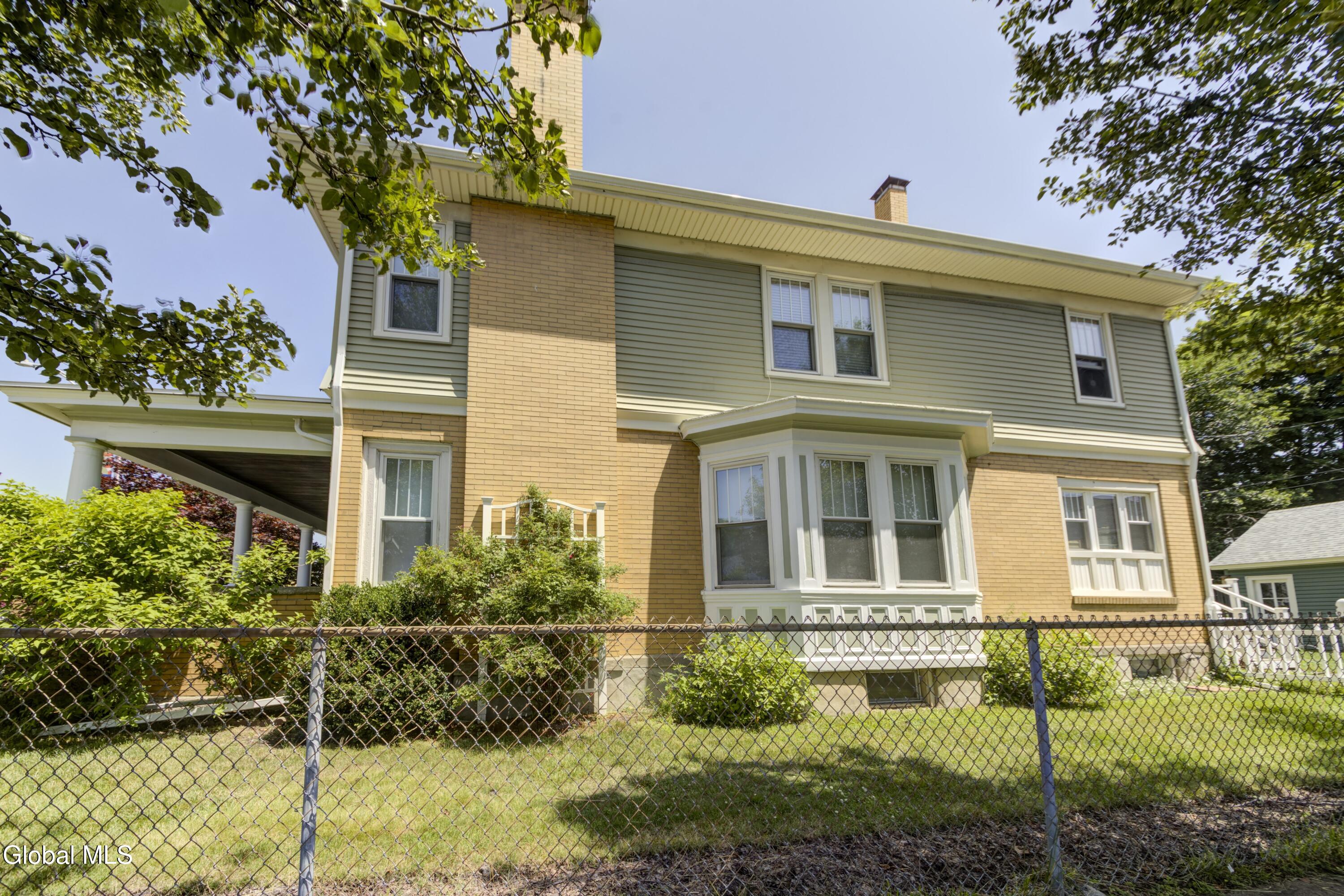 220 5th Avenue Troy NY 12180