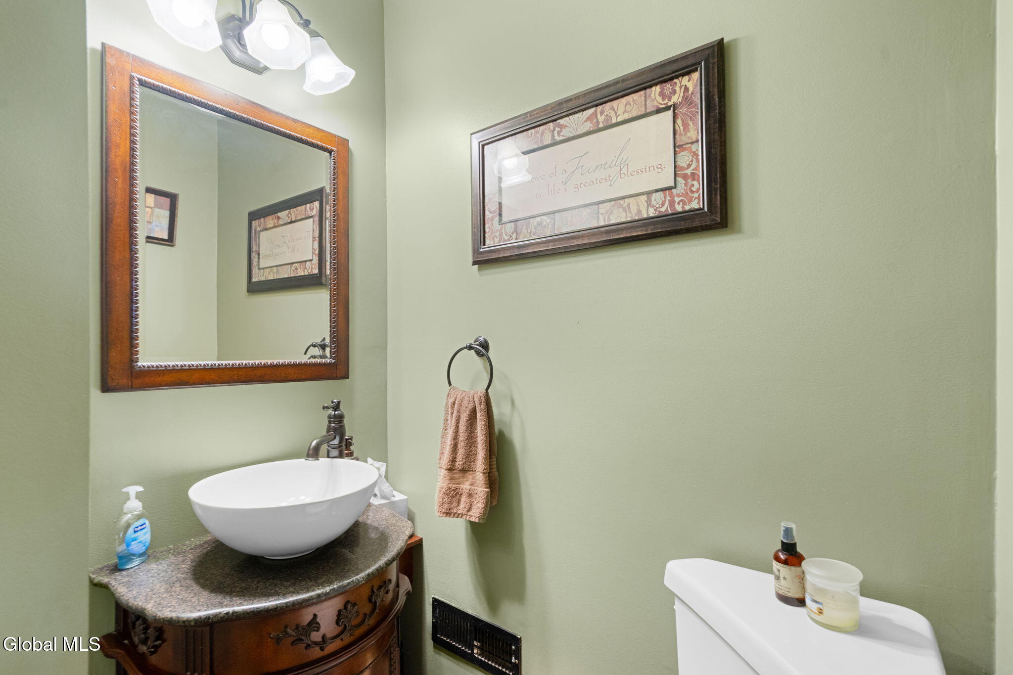 4 Country Fair Lane Glenville NY 12302