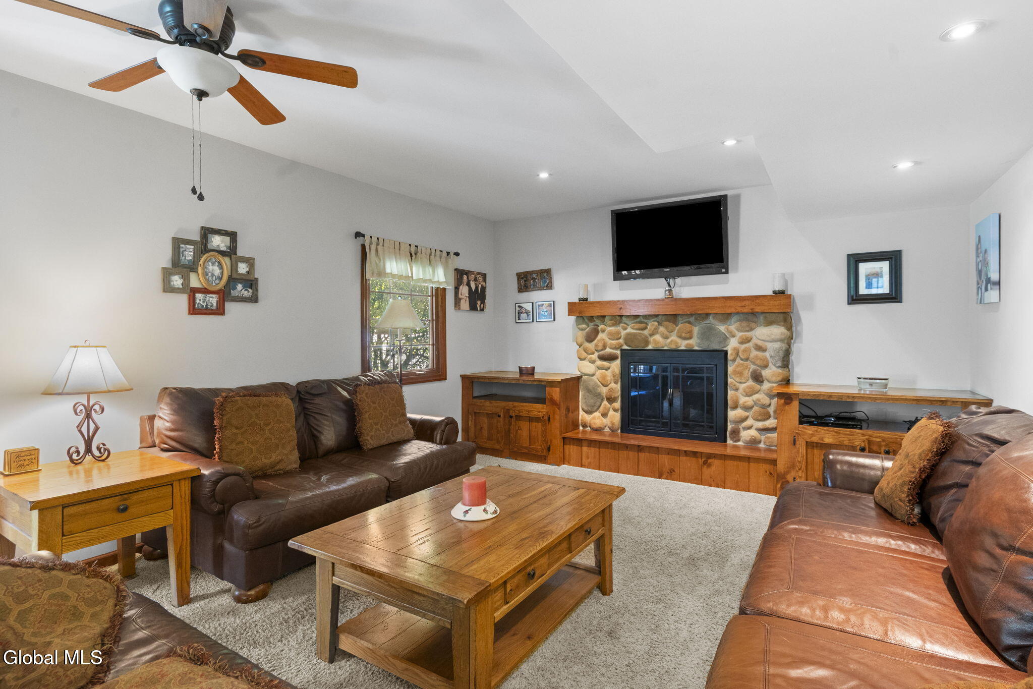 4 Country Fair Lane Glenville NY 12302