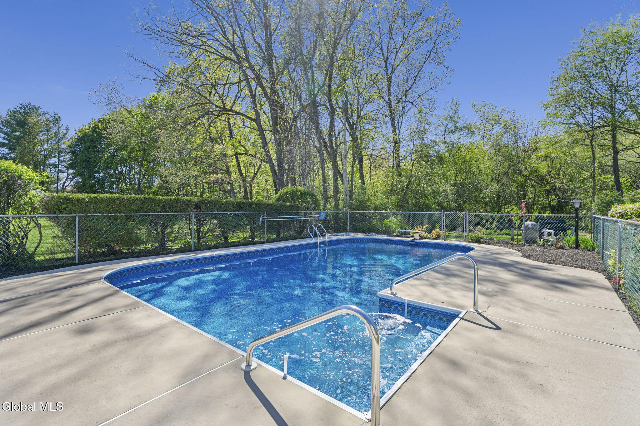 4 Country Fair Lane Glenville NY 12302